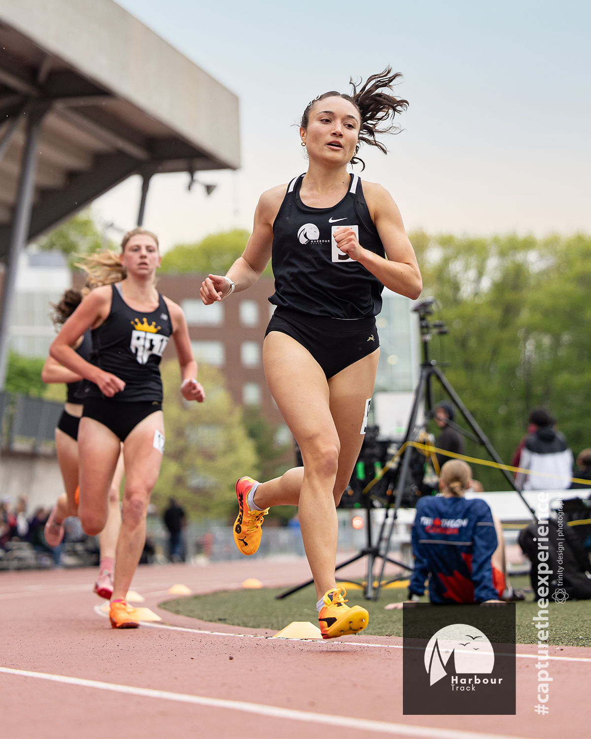cross-country-photography-mcmaster-mauraders-men